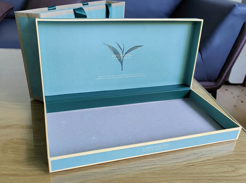 精品茶叶月饼礼盒